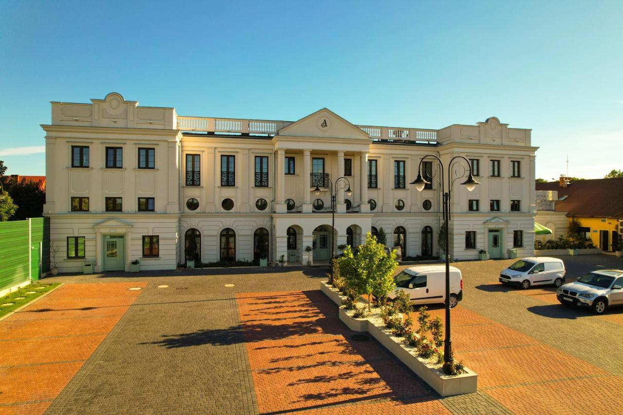 Arkadia Radziejów Exterior foto